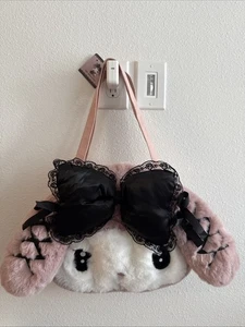 Sanrio My Melody Midnight Melokuro Mini Schultertasche 17 x 21 x 5 cm rosa - Bild 1 von 7