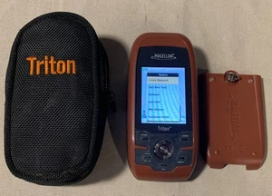 Magellan Triton 400 Adventure Pack Handheld GPS Receiver Works Hunting Camping - Picture 1 of 3