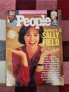 People Magazine JULY 8 1991 Soapdish's Sally Field, Carson, Martina Unread Ln - Picture 1 of 20
