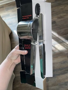 OXO Good Grips Adjustable Potato Ricer - Picture 1 of 4