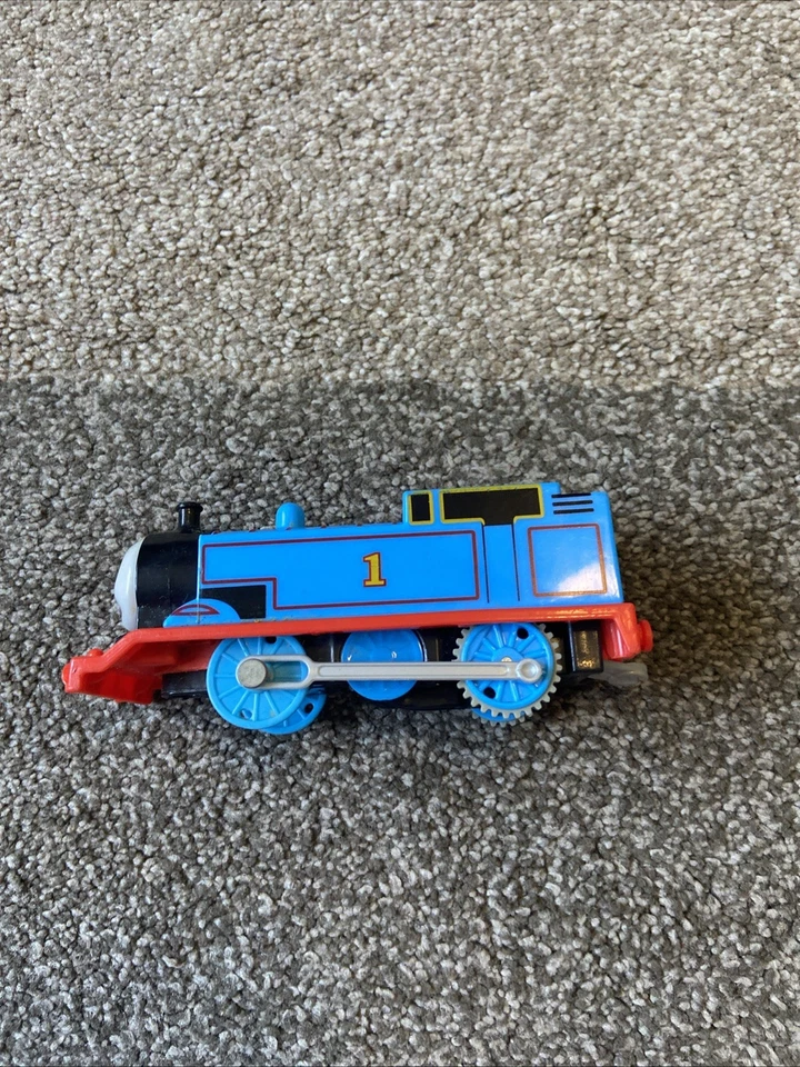Thomas The Train TRACKMASTER motor motor motorizado operado por bateria 2013 - Imagem 1 de 4