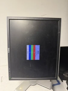 DeLL 1907FPt DVI/VGA Video Monitor With rotating stand - Picture 1 of 5