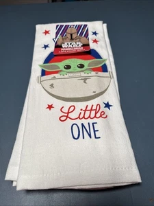 Disney STAR WARS GROGU Patriotic "LITTLE ONE" 2 Pack Kitchen Towels NEW - Picture 1 of 3