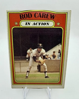 Rod Carew 1972 Topps #696 en acción Foto 1 de 2
