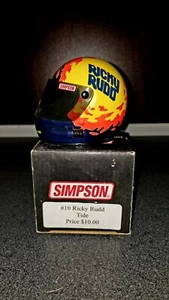 Simpson Helme - Bild 1 von 5