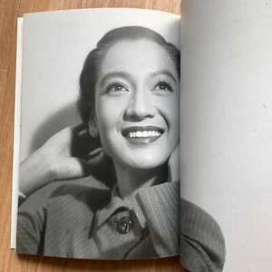 Setsuko Hara Photo Collection Book Japanese Beautiful Movie Film Actress 1992 - Foto 1 di 18