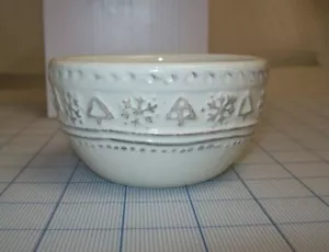 HALLMARK CHRISTMAS WHITE DIP BOWL WITH SNOWFLAKE AND TREE BOARDER BRAND NEW BOX - Picture 1 of 3