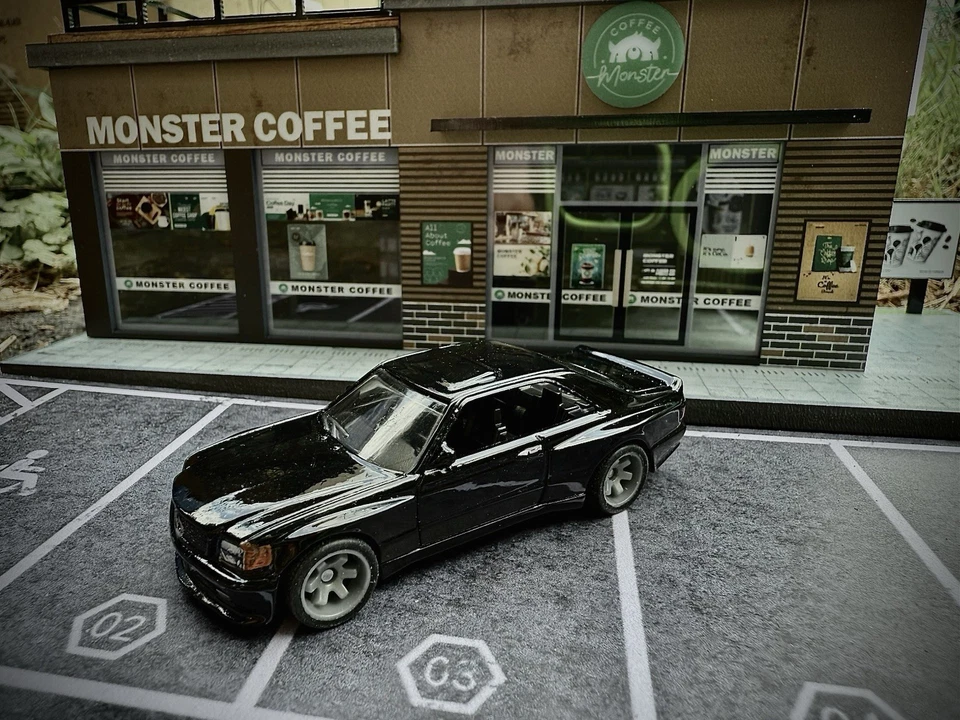 Intercambio de rueda personalizado negro Hot Wheels Mercedes-Benz 560 SEC AMG Foto 1 de 2