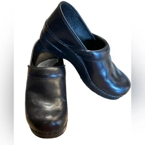 Dansko Women’s Size 39 (8.5 - 9) Black Leather Clogs - Picture 1 of 7