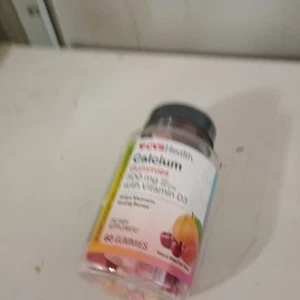 CVS Health Calcium 500 mg With Vitamin D-3 60 Gummies - Picture 1 of 6