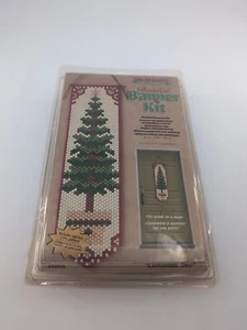 BEADERY BANNER KIT "Christmas Tree" DOOR HANGING All Materials #5606 - Picture 1 of 3