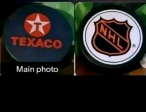 TEXACO VINTAGE NATIONAL HOCKEY LEAGUE NHL OFFICIAL PUCK MADE IN CANADA 🇨🇦 - Picture 1 of 6