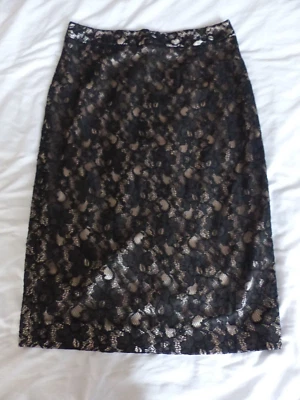 Ted Baker size 2 (UK10) black lace pencil midi skirt, beige lining, slit at back - Image 1 of 4