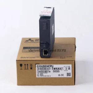 NUOVO One Mitsubishi PLC Melsec Q10UDEHCPU - Foto 1 di 4