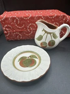 Jarra crema Stangl Orchard Song pintada a mano vintage años 60 más plato - Imagen 1 de 9