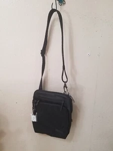 Travelon Anti-Theft Metro Small Crossbody 9.75 x 10.75 x 2 Black Adjustable 5244 - Picture 1 of 13