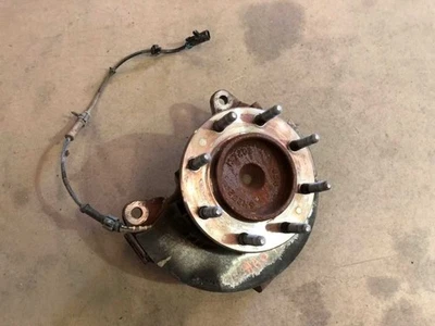 01-07 Sierra Silverado 2500 3500 USED 6.0L 4x2 LH Left Front Spindle Knuckle Hub - Image 1 of 4