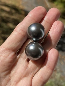 Große Vintage Faux Haitian Perle Cabochon Ohrringe verziert Rückseite - Bild 1 von 12