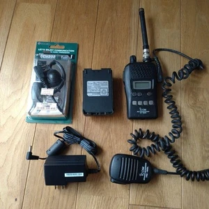 Icom Ic-S25 Zestaw nadajnika-odbiornika Vhf / Uhf Ham Radio Przenośne radio dwukierunkowe z - Zdjęcie 1 z 8