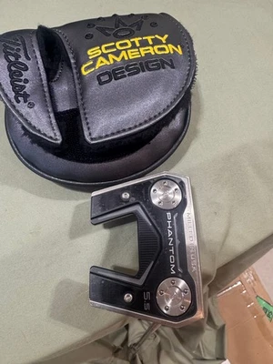 NEW Scotty Cameron 2024/2025 Phantom 5.5   Putter  34" - Image 1 of 4