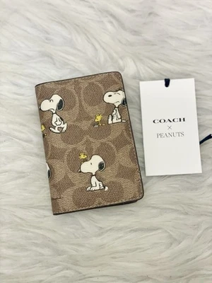 NWT Coach X Peanuts Id Card Wallet In Signature Canvas With Snoopy Print CBK50 - Image 1 of 4
