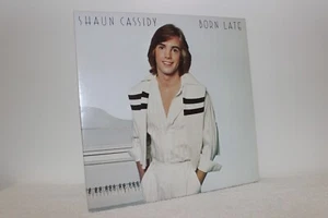 SHAUN CASSIDY - BORN LATE- VINYL LP - 1977 WARNER BROS RECORDS - Imagen 1 de 4