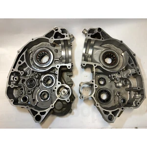 COPPIA CARTER CENTRALI KTM SXF 250 2007 - 2010 77030000144 - Foto 1 di 4