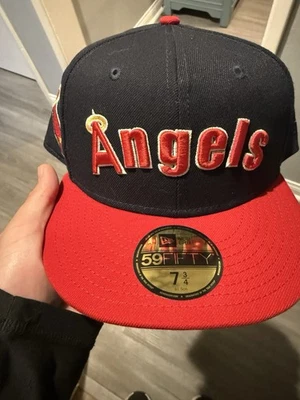 NEW Los Angeles Angels New Era Fitted Hat 7 3/4 Anaheim - Image 1 of 2