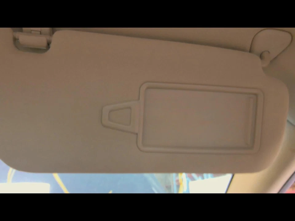 Used Right Sun Visor fits: 2011 Hyundai Genesis Sdn w/sunroof Right Grade A Foto 1 de 4