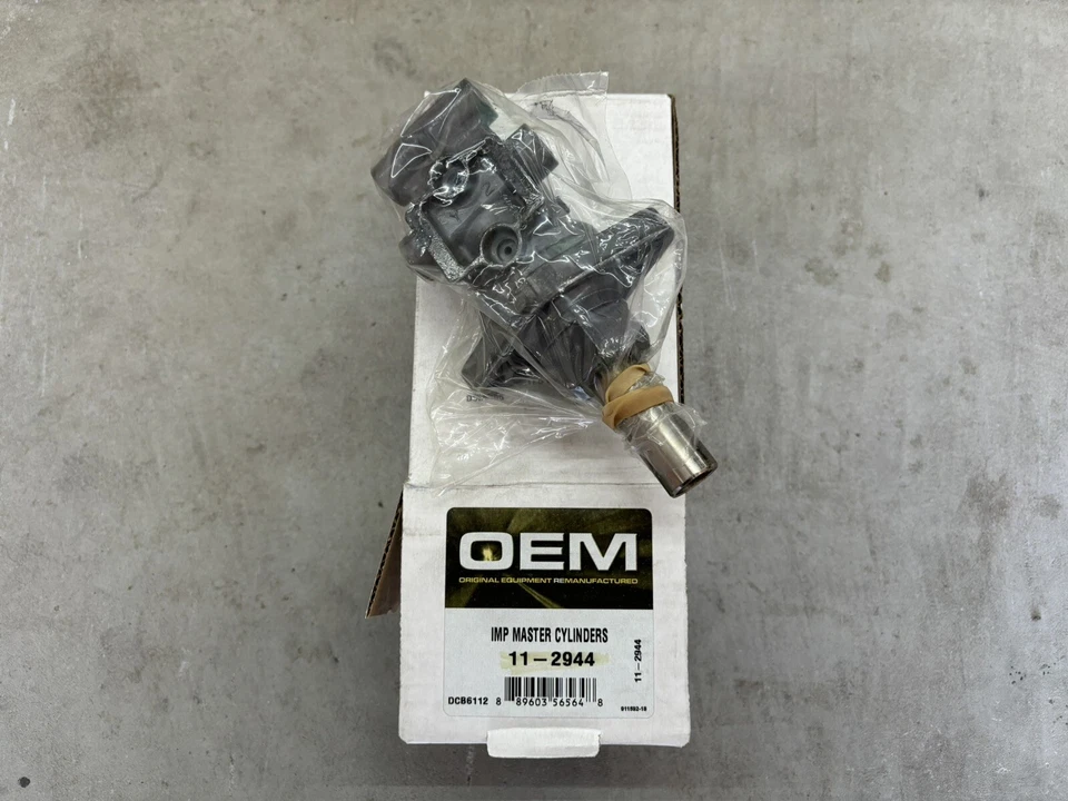 Cardone Reman Brake Master Cylinder Cardone 11-2944 For 2000-2004 Toyota Celica - Image 1 of 4