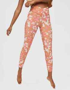 aerie OFFLINE Real Me High Waisted Floral Crossover Legging size M Multicolor