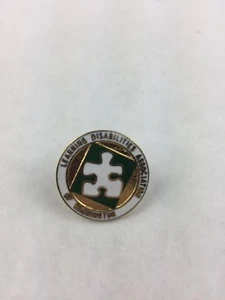 Learning Disabilities Association of Washington Collectible Souvenir Pin 7/8" - Picture 1 of 3