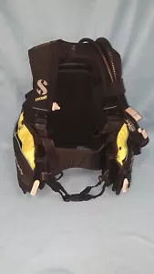 Gebrauchter Scubapro Accent BCD mit Air2 (Größe Medium) - Bild 1 von 6