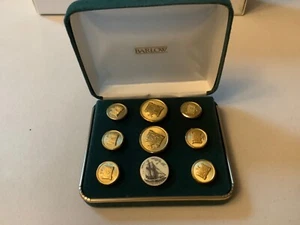 Vintage Brooks Brothers Waterbury Replacement Buttons Gold Tone Castle in Case  - Picture 1 of 7