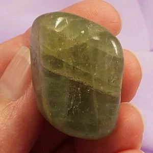 Rare Green Aquamarine tumblestone 'Overcome Emotional Shock' 17.4g SN51798 - Picture 1 of 4