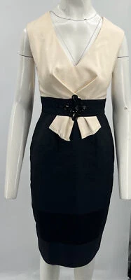Carolina Herrera STAINED Off-White/Black Embellished Jacquard Dress sz 4 - Image 1 of 4