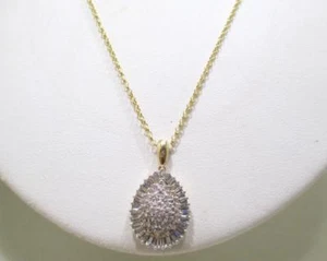 6.6 Gram 14 kt Yellow Gold 1.00 ctw Diamond Cluster Necklace - Picture 1 of 1