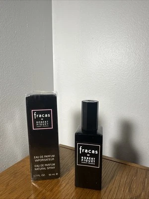 Fórmula Original De Colección Para Fracas De Robert Piguet Eau De Parfum 1.7fl.OZ Foto 1 de 4
