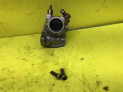 Bomba de aceite Yamaha RT180 Foto 1 de 4