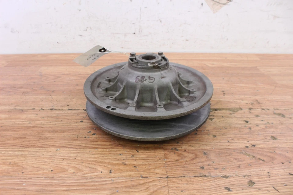 2006 SKI-DOO SUMMIT 800 REV Secondary Driven Clutch - Image 1 of 4