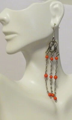 Pendientes de gancho colgantes de 3" con cadena de filigrana con cuentas rojas  Foto 1 de 3