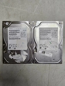 Lot of 2 Hitachi 250GB SATA 3.0 Gb/s Internal Desktop Hard Drive HDS721025CLA382 - Picture 1 of 3