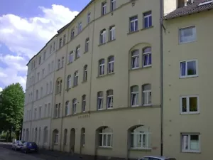 4-5 Zimmer Wohnung, 110qm, 2.OG in 34127 Kassel, Wolfhager Str. 85 zu verkaufen - Bild 1 von 8