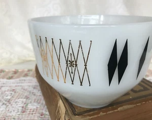Vintage Federal Glass Bowl Black Diamond Design 1 1/2 Quart Mid Century Modern - Picture 1 of 9