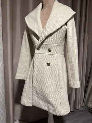 Jessica Simpson Ivory Off-White Wool Elegant Peacoat Size S Coat Fall Fashion - Image 1 of 4