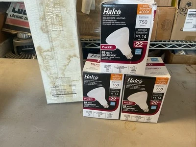 Box Of 6 New Halco 9.5W Dimmable LED BR30 Reflector Light Bulbs 4000K 750lm - Image 1 of 4