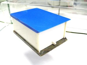 WIKING - ALTE PKW - GARAGE - WEISS / HIMMELBLAU - SELTEN !! - Bild 1 von 4