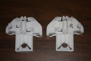 Ford Focus - Window Regulator Repair Clip PAIR (2) Rear Left AND Right - Bild 1 von 2