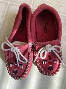 Minnetonka Moccasins Thunderbird "Animikii" Hardsole Hot Pink Color - Size 11 - Picture 1 of 5