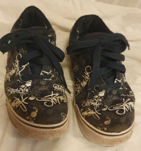 HEELYS BLUE TRAINER PUMP SNEAKER SHOES SIZE 3.5 - 4 KIDS GRAFFITI CANVAS BOYS - Picture 1 of 8